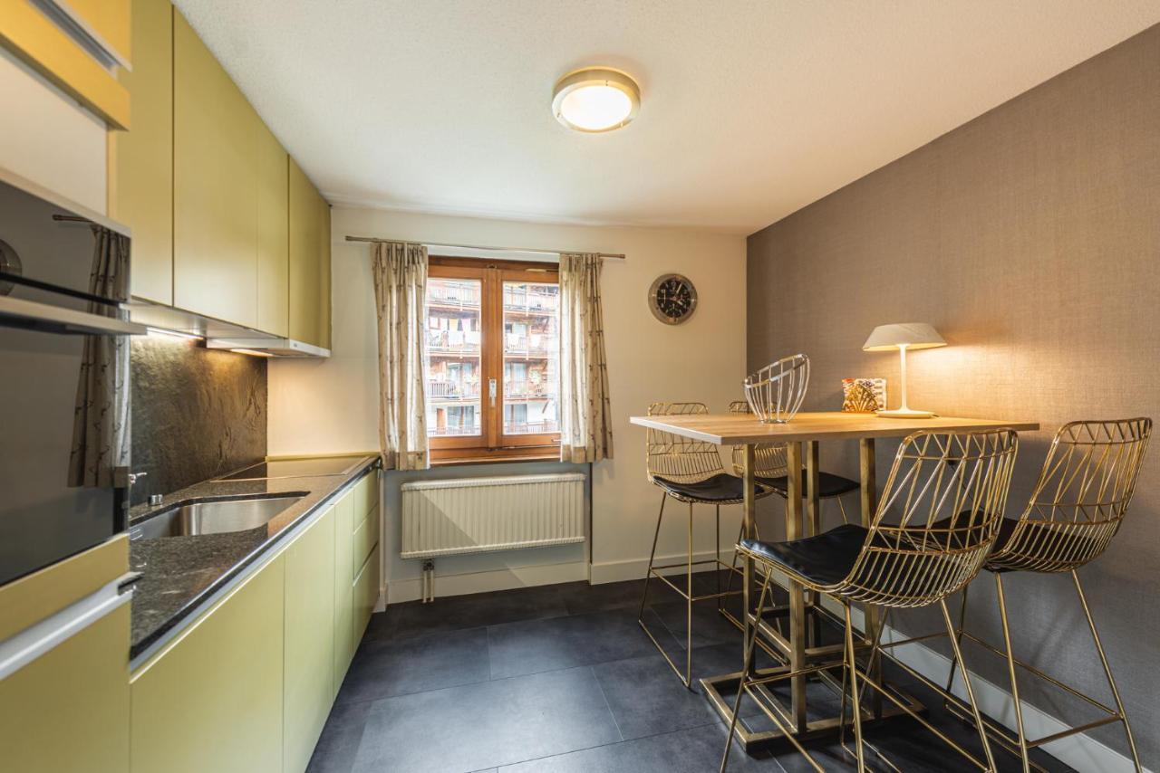 Central & Elegant Apartments,Partially With Fireplace, By Zermatt Rental Buitenkant foto