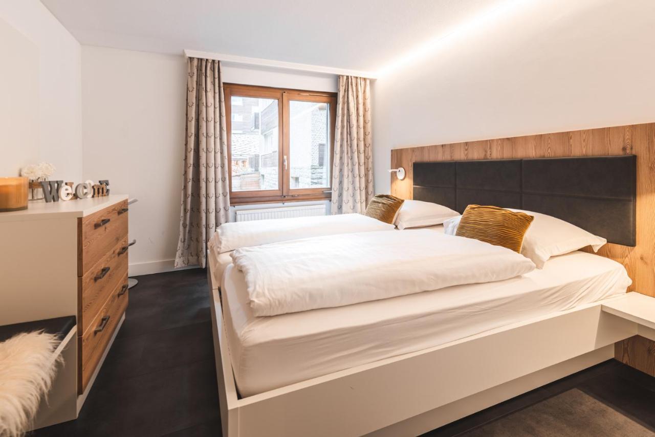 Central & Elegant Apartments,Partially With Fireplace, By Zermatt Rental Buitenkant foto