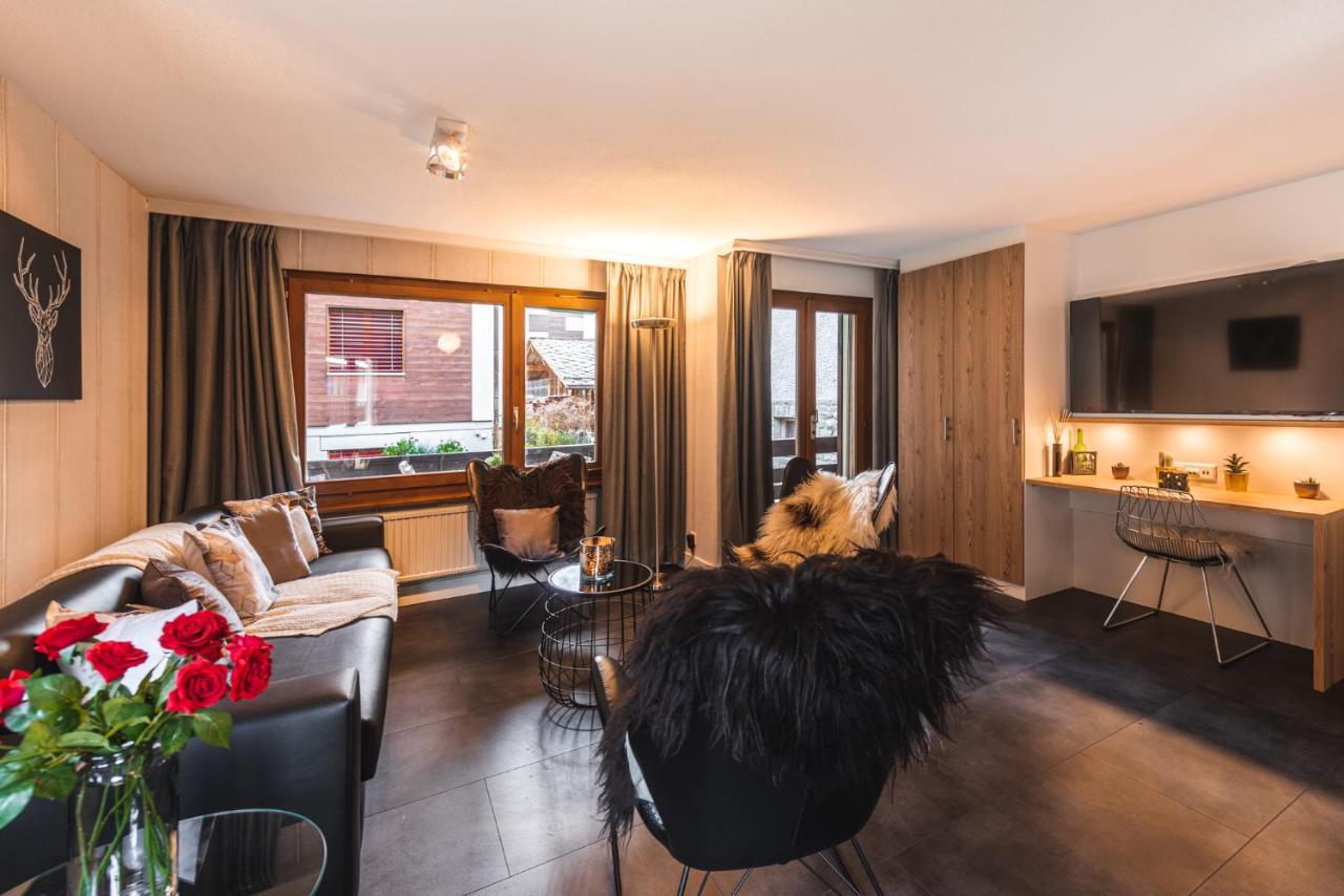 Central & Elegant Apartments,Partially With Fireplace, By Zermatt Rental Buitenkant foto